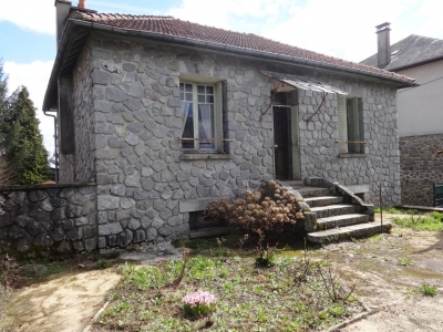 Maison pierres à rénover entre Brive et Limoges