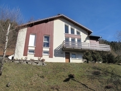 SAINT-MAURICE-SUR-MOSELLE (Hautes-Vosges)-MAISON de qualité avec de belle prestations, exposition PLEIN-SUD, belle vue dominante et panoramique